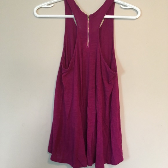 American Eagle Tank Top - Picture 2 of 3